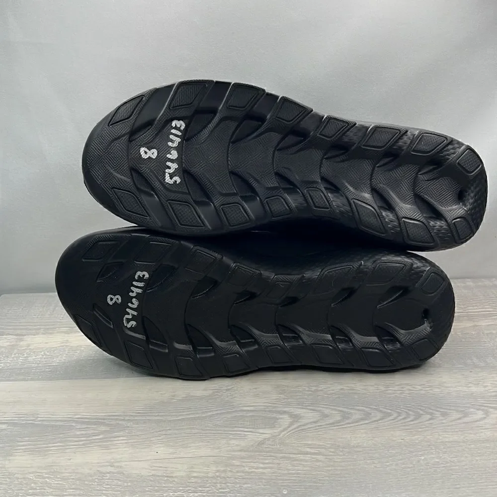 Skecher Gogo Mat Black 5 Gen suede ankle boot NWT